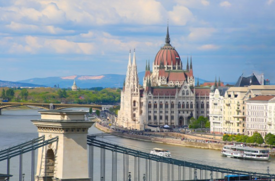 Tranquil Hungary Escape: Budapest & Hévíz Wellness Journey