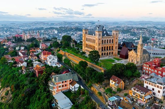 Madagascar Wildlife & Heritage Tour