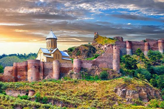 Georgia Mountain Escape – Tbilisi, Gudauri & Kazbegi